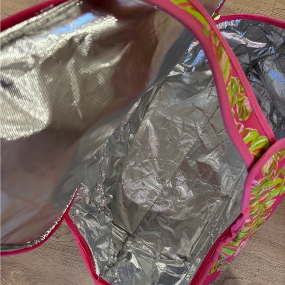 Lilly Pulitzer Party Cooler in the Jungle Tumble print - Picture 8 of 8